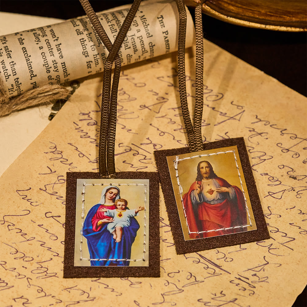 Christianartworkshop Escapulario de lana marrón bendito del Sagrado Corazón de Jesús y de la Virgen María - image 1