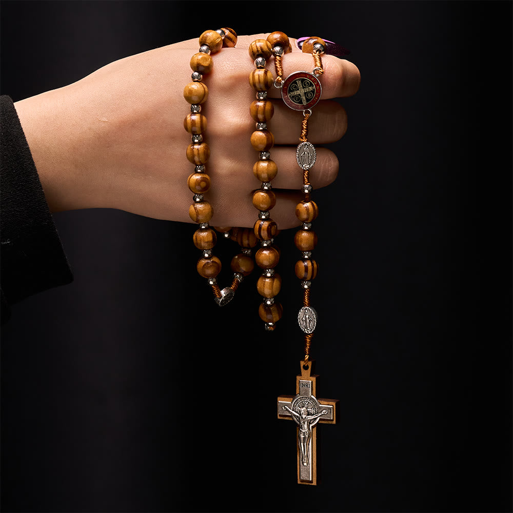 Rosario de madera natural hecho a mano con cruz de San Benito - image 1