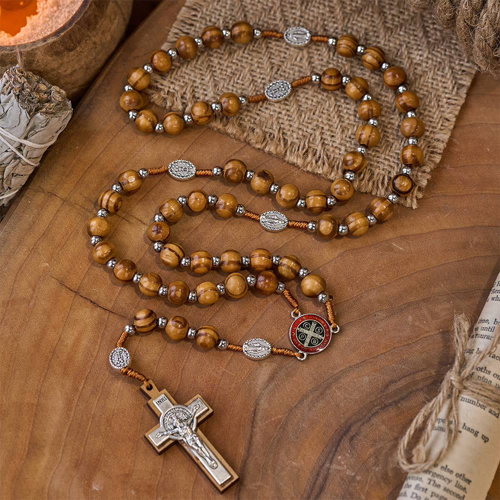 Rosario de madera natural hecho a mano con cruz de San Benito - image 8