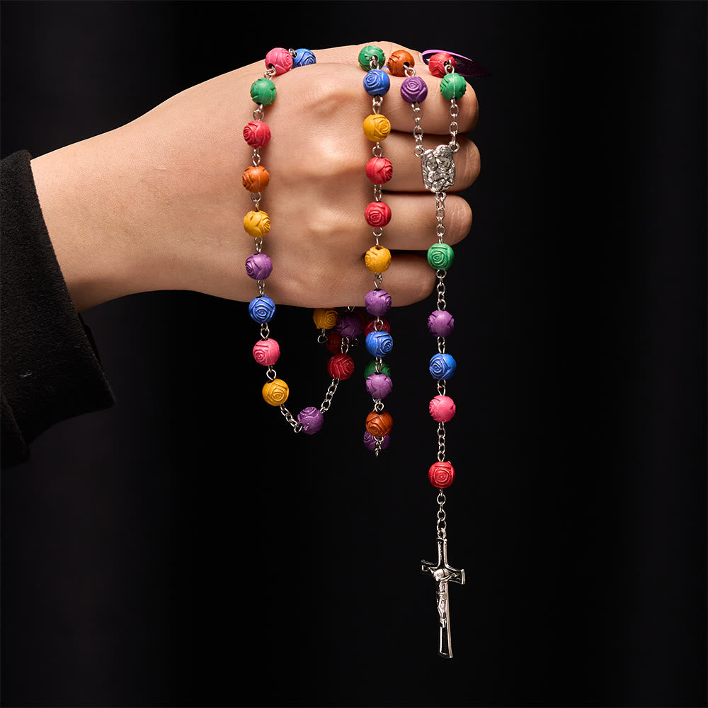 Rosario de cuentas de color rosa con la cruz de Jesús de la Sagrada Familia - image 1