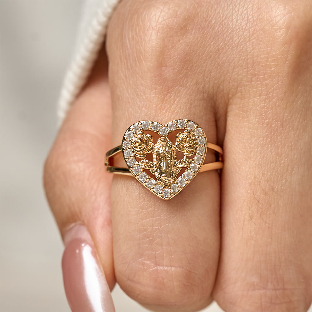 Christianartworkshop Anillo con forma de corazón y motivo de la Virgen María con detalles de rosas: Lleva su cariño contigo a diario. - image 1