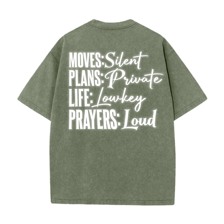 Christianartworkshop Camiseta unisex lavada con diseño de cruz estilizada y letras mixtas "Moves Silent Prayers Loud" - image 24