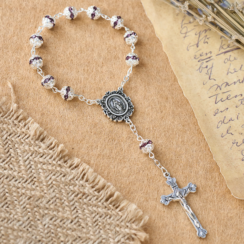 Christianartworkshop Rosario de bolsillo con cuentas brillantes y medalla de Nuestra Señora: símbolo de fe y gracia. - image 11