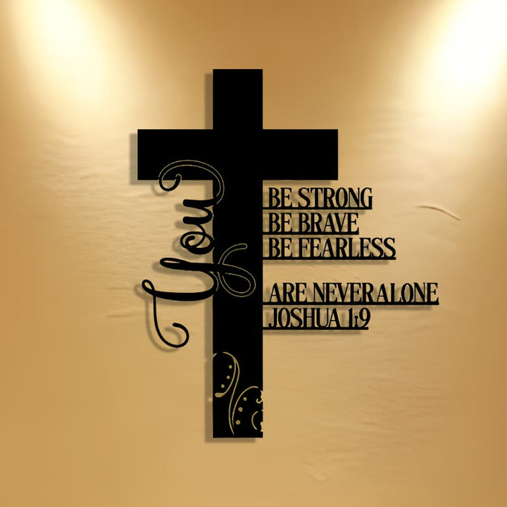 Christianartworkshop Cruz de metal para decoración de pared con Josué 1:9: Un símbolo de fe intrépida - image 0