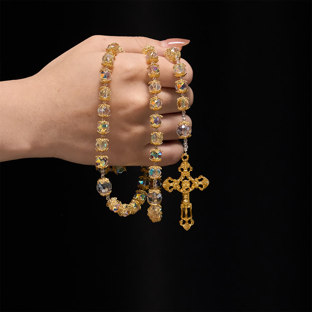 Christianartworkshop Rosario de cristal facetado iridiscente con medalla de Nuestra Señora y crucifijo dorado. - image 1