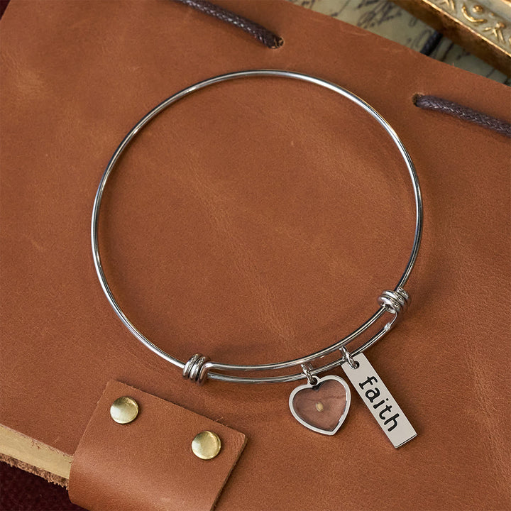 Christianartworkshop Brazalete de la Fe con Semilla de Mostaza y Dije de Corazón: Un Símbolo de Creencia Inquebrantable y Gracia - Corazón - image 4