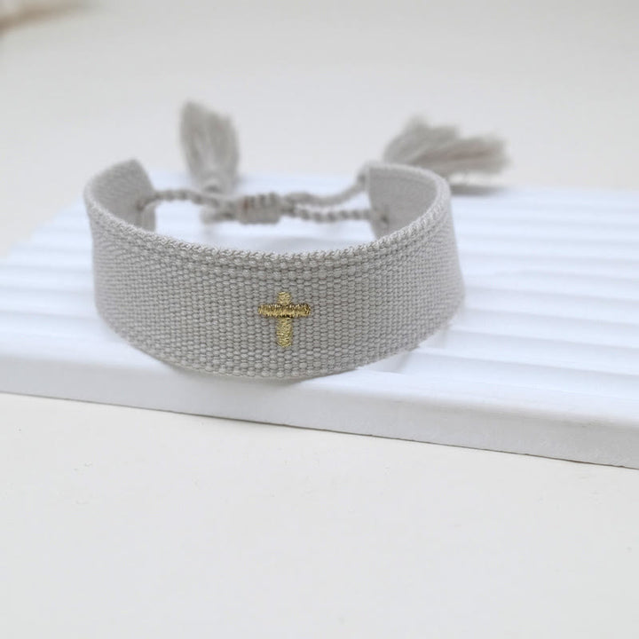 Christianartworkshop Pulsera con borla tejida de la Cruz Sagrada: Eleva tu fe con un estilo dulce y devoto. - D - image 9