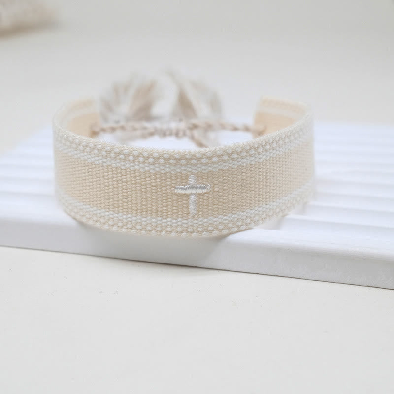 Christianartworkshop Pulsera con borla tejida de la Cruz Sagrada: Eleva tu fe con un estilo dulce y devoto. - R - image 23