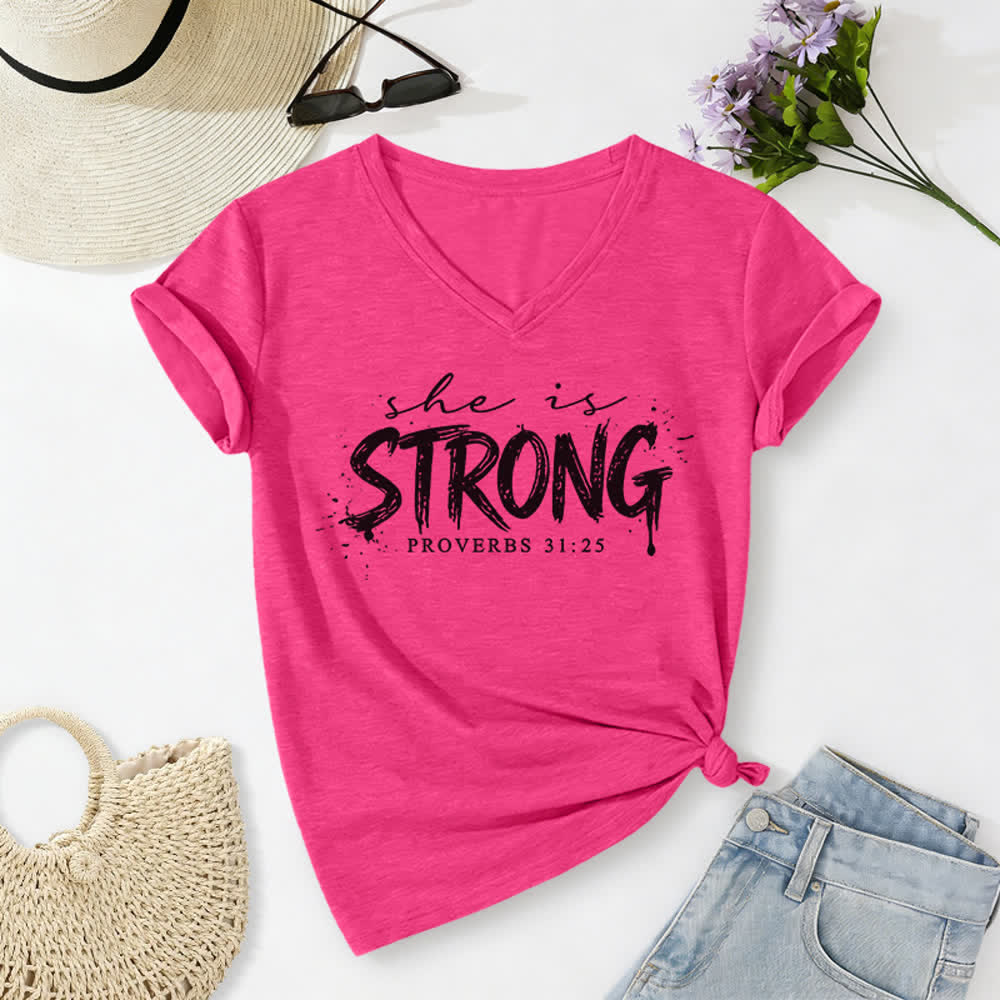 Christianartworkshop Ella es fuerte Proverbios 31:25 Camiseta informal con cuello en V - Rosa - 2XL - image 24