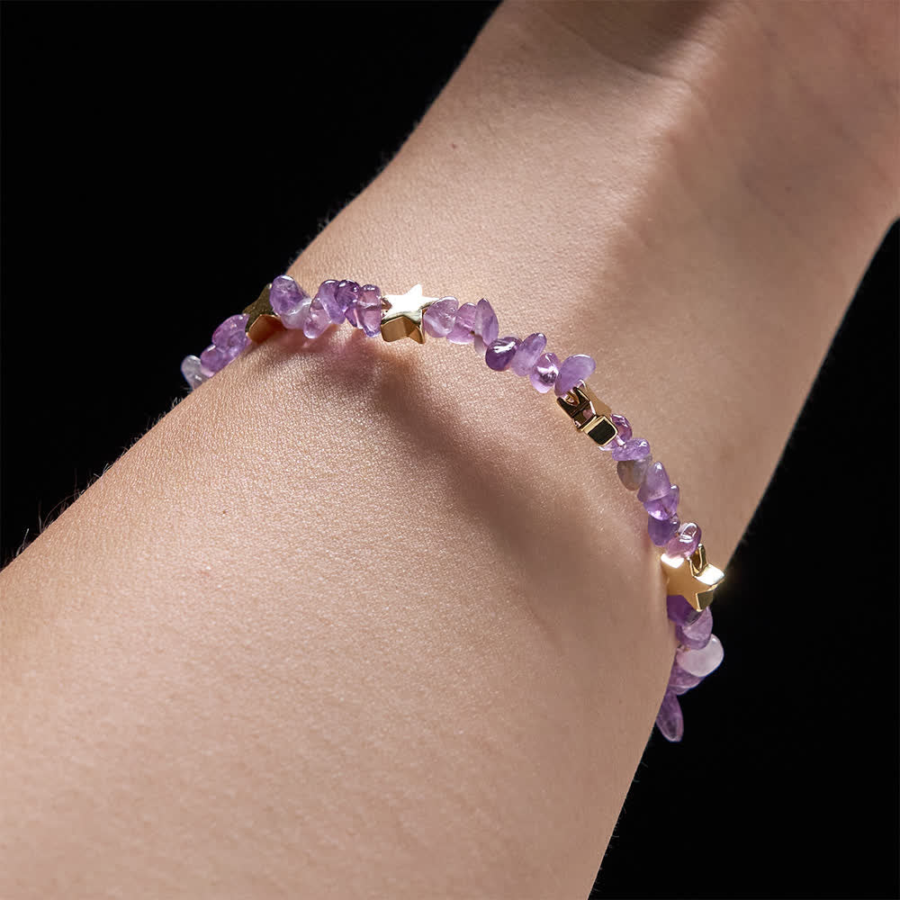 Christianartworkshop Pulsera de rosario con alambre de memoria y fragmentos de amatista natural, con medalla de la Virgen María. - image 2
