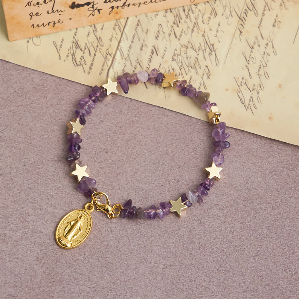 Christianartworkshop Pulsera de rosario con alambre de memoria y fragmentos de amatista natural, con medalla de la Virgen María. - image 6