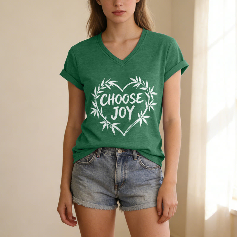 Christianartworkshop Camiseta informal con cuello en V "CHOOSE JOY" - image 15