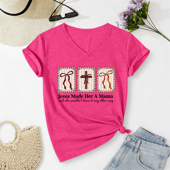 Christianartworkshop Camiseta informal con cuello en V "Jesús la hizo mamá" - Rosa - 2XL - image 24