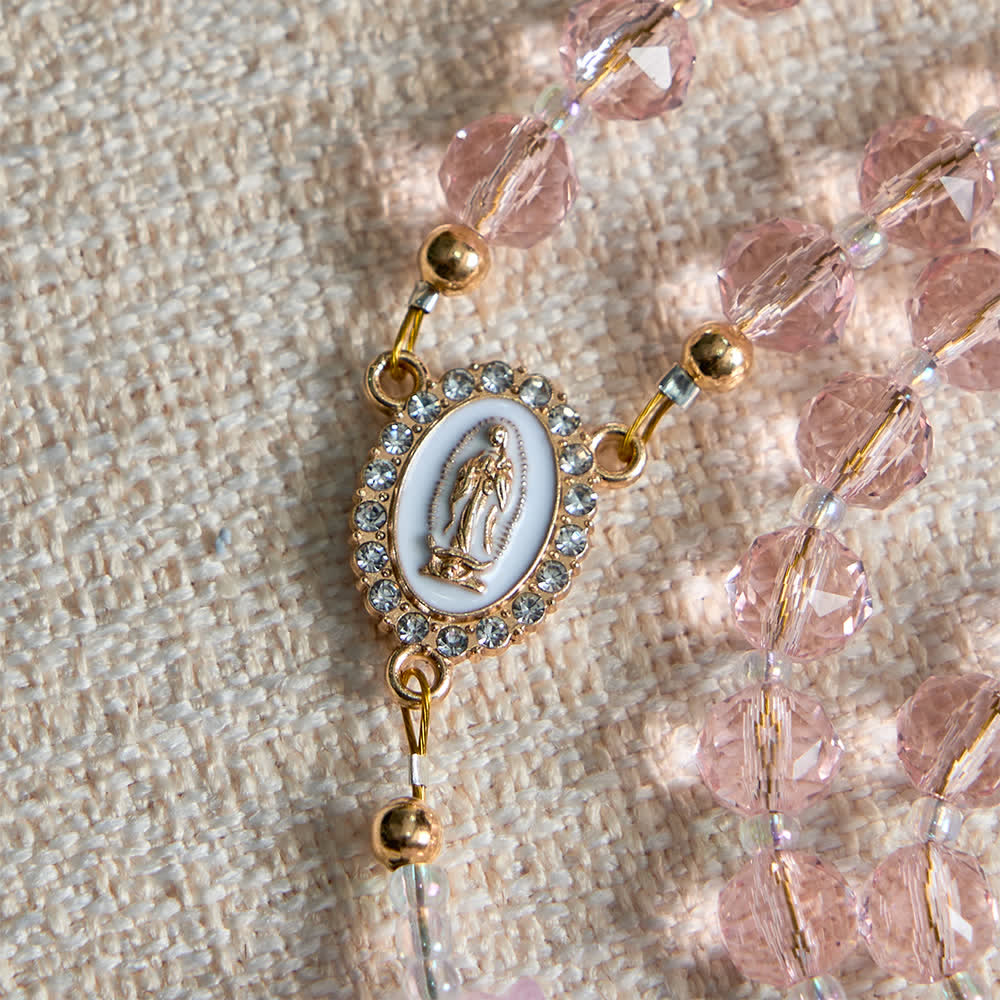 Christianartworkshop Rosario de devoción al lirio de los valles con detalles de la Virgen María y cuentas rosas. - image 6