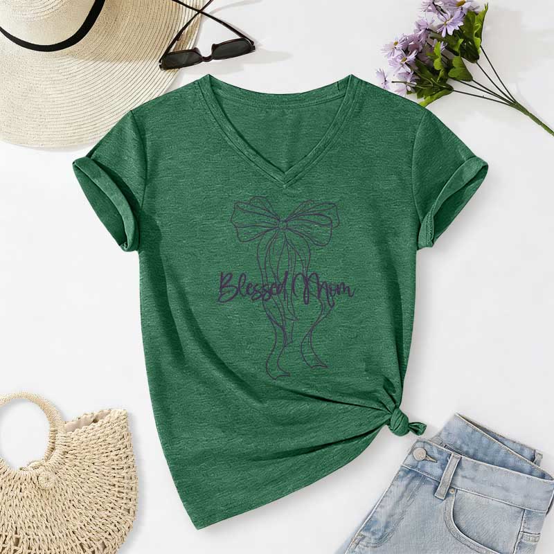 Christianartworkshop Camiseta informal con cuello en V y estampado de lazo "Blessed Mom" - Verde oscuro - 2XL - image 16