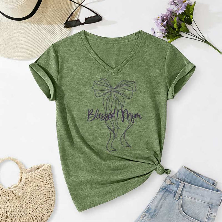 Christianartworkshop Camiseta informal con cuello en V y estampado de lazo "Blessed Mom" - Verde oliva - 2XL - image 2