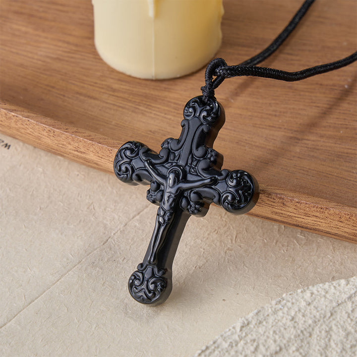 Christianartworkshop Collar con colgante de crucifijo de obsidiana de estilo clásico - image 7