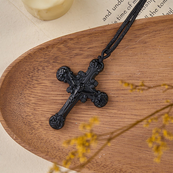 Christianartworkshop Collar con colgante de crucifijo de obsidiana de estilo clásico - image 6