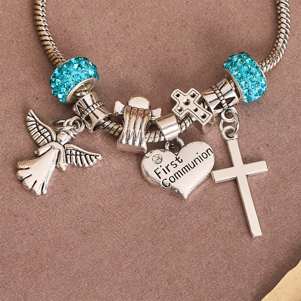 Christianartworkshop Pulsera con dije de ángel y cruz para la Primera Comunión Infantil: un símbolo de fe y bendición divina. - image 4