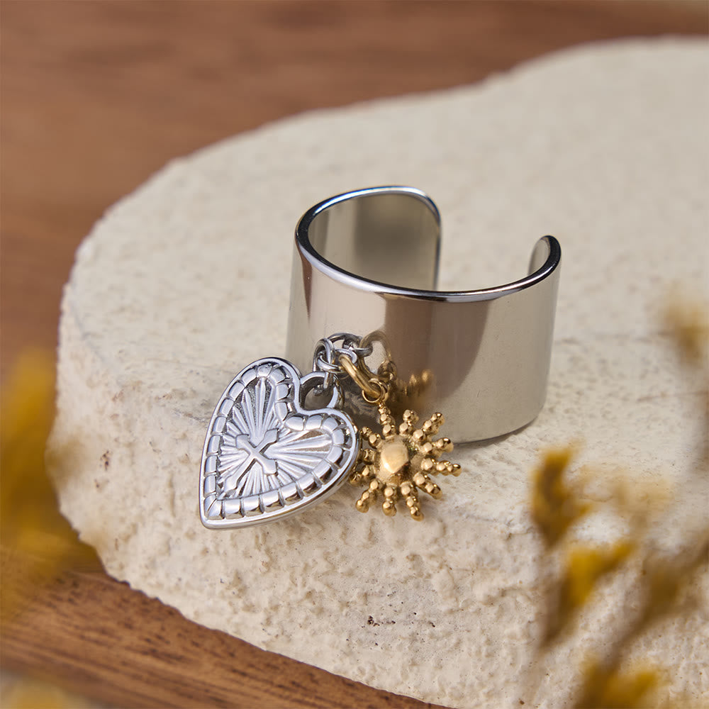 Christianartworkshop Anillo abierto Premium Faith Charm con múltiples símbolos: un emblema sagrado de fe inquebrantable. - Sagrado Corazón de Plata - image 3