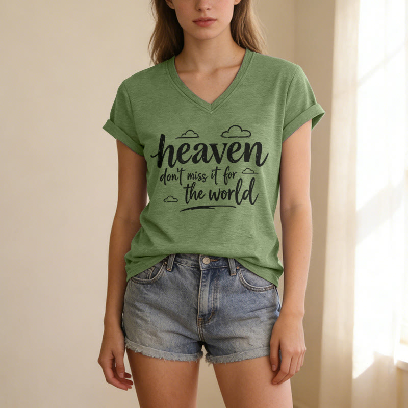 Christianartworkshop El cielo, no te lo pierdas por nada del mundo. Camiseta informal con cuello en V y estampado de nubes inspirador. - image 5