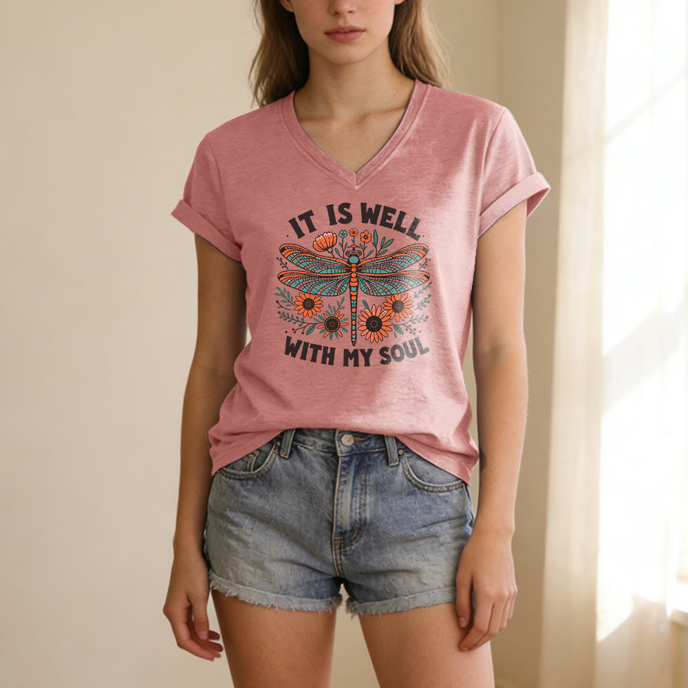 Christianartworkshop Camiseta informal con cuello en V y estampado floral de libélulas "It Is Well With My Soul" - image 11
