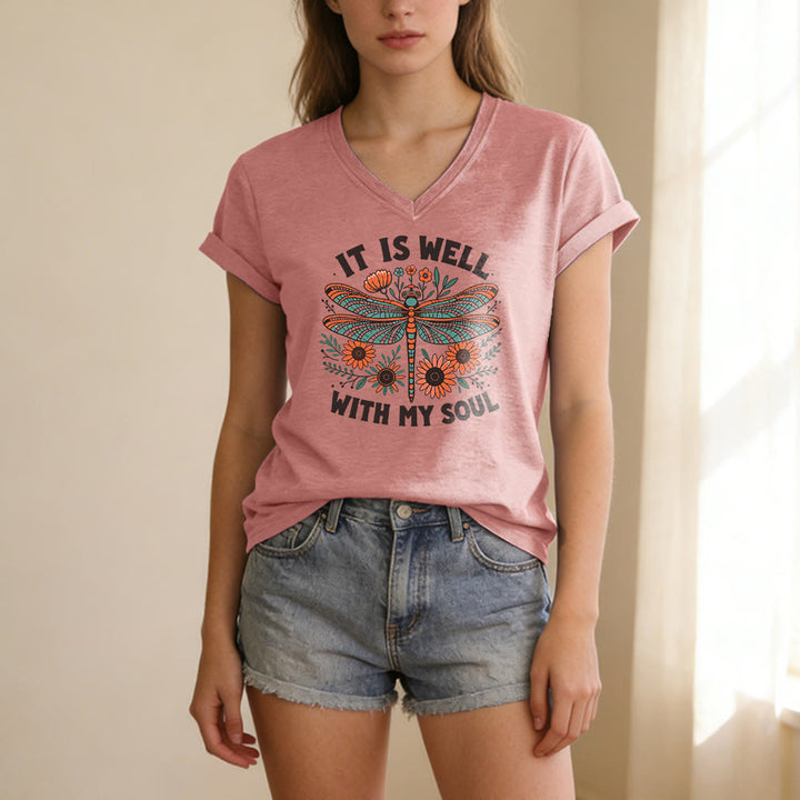 Christianartworkshop Camiseta informal con cuello en V y estampado floral de libélulas "It Is Well With My Soul" - image 11