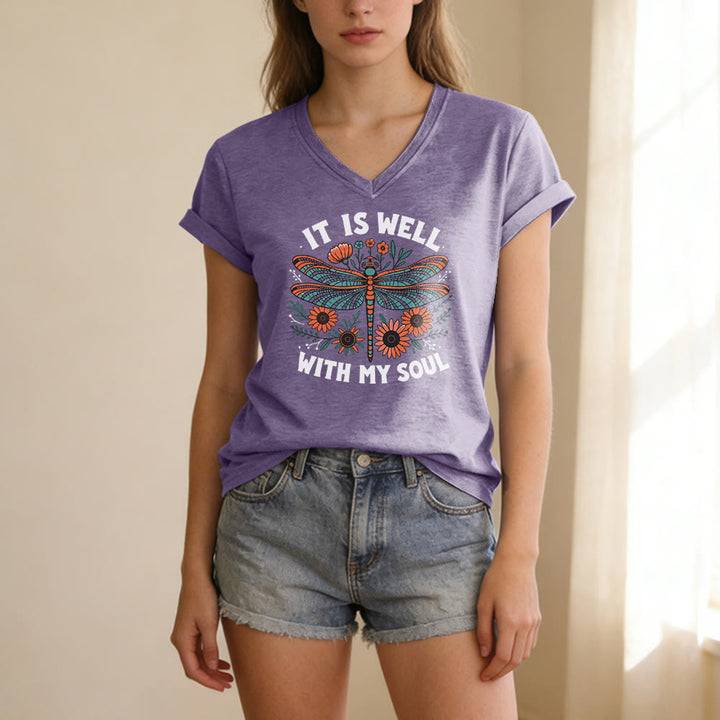 Christianartworkshop Camiseta informal con cuello en V y estampado floral de libélulas "It Is Well With My Soul" - image 17