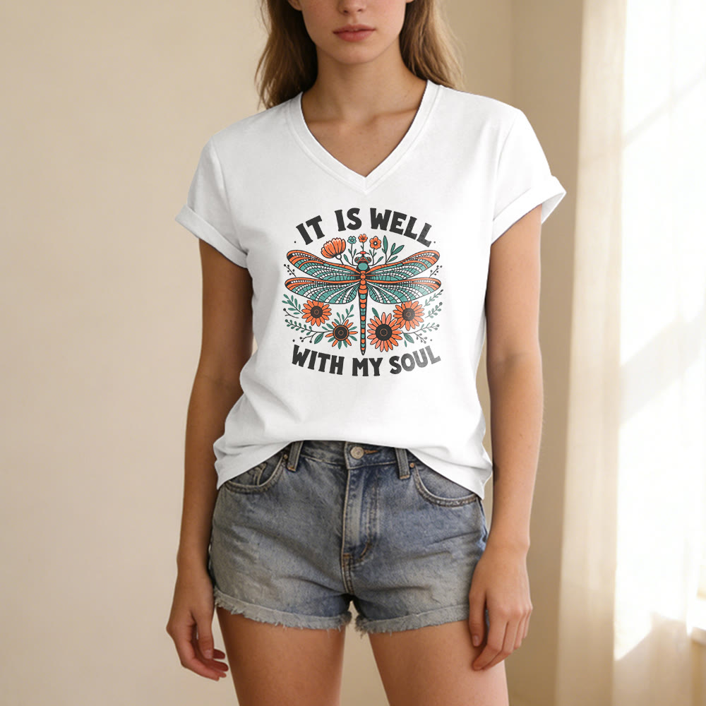 Christianartworkshop Camiseta informal con cuello en V y estampado floral de libélulas "It Is Well With My Soul" - image 9