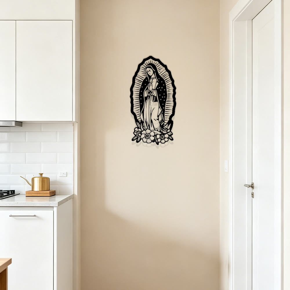 Christianartworkshop Decoración de pared metálica de Nuestra Señora de Guadalupe: un símbolo de fe y gracia divina. - image 2