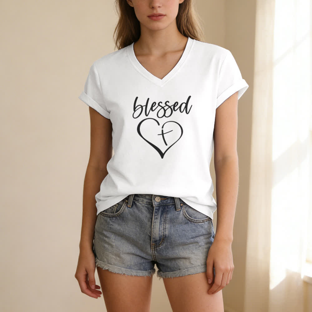 Christianartworkshop Camiseta de mujer con cuello en V y estampado "Blessed Love Cross Jesus Has My Back" - image 5