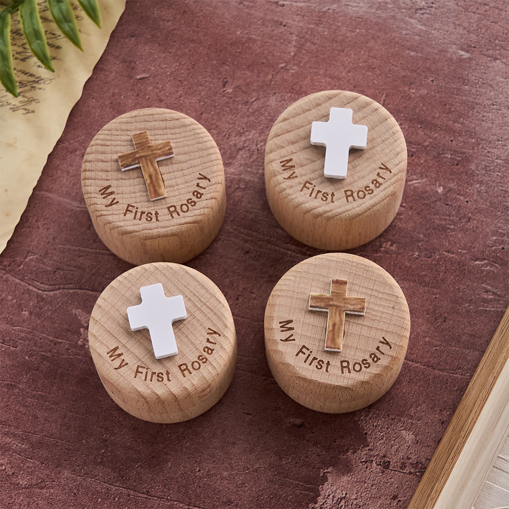 Christianartworkshop Mi primer rosario: caja de madera para guardar recuerdos con emblema de cruz: un símbolo de comienzos sagrados. - image 2