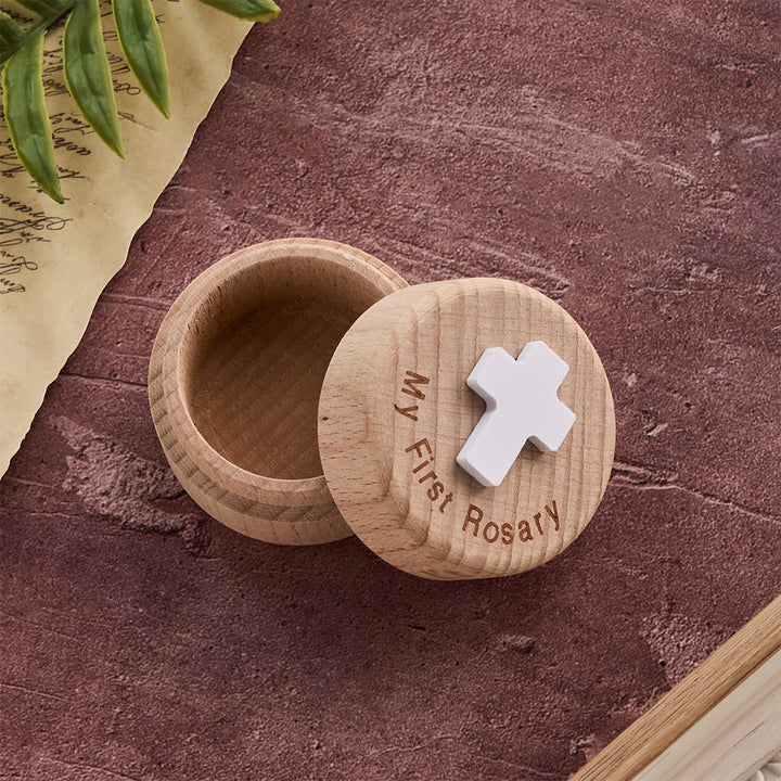 Christianartworkshop Mi primer rosario: caja de madera para guardar recuerdos con emblema de cruz: un símbolo de comienzos sagrados. - Blanco - image 0