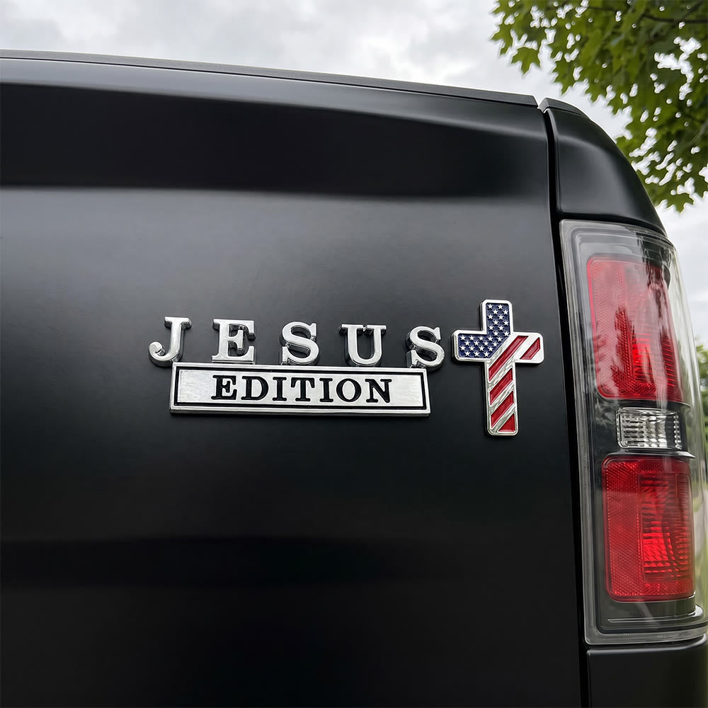 Christianartworkshop Emblema metálico 3D para coche, edición Jesús, con cruz y diseño de la bandera estadounidense: un símbolo de fe y honor nacional. - image 3