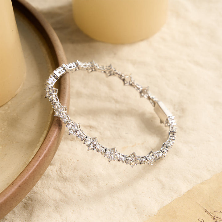Christianartworkshop Pulsera de eslabones cruzados en forma de estrella con circonitas engastadas en racimo y collar de una sola hebra - Plata - Pulsera de 9''/23 cm - image 6