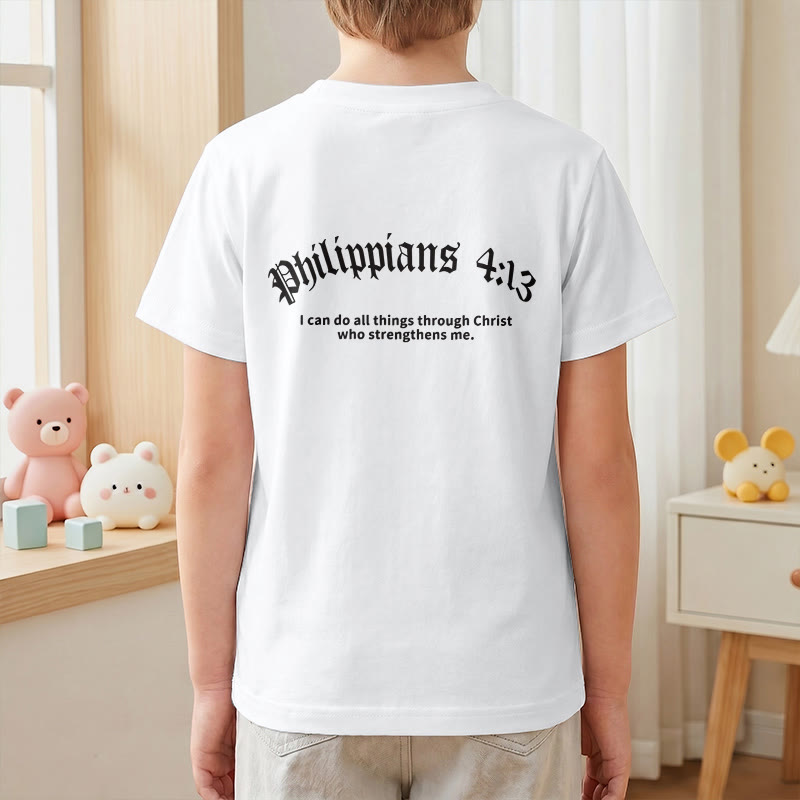 Christianartworkshop Filipenses 4:13 Camiseta infantil de manga corta con cruz en la parte delantera, espalda y fuente gótica - image 16