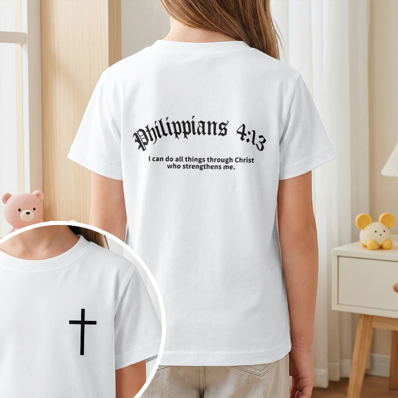 Christianartworkshop Filipenses 4:13 Camiseta infantil de manga corta con cruz en la parte delantera, espalda y fuente gótica - image 10