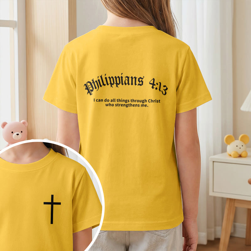 Christianartworkshop Filipenses 4:13 Camiseta infantil de manga corta con cruz en la parte delantera, espalda y fuente gótica - image 29