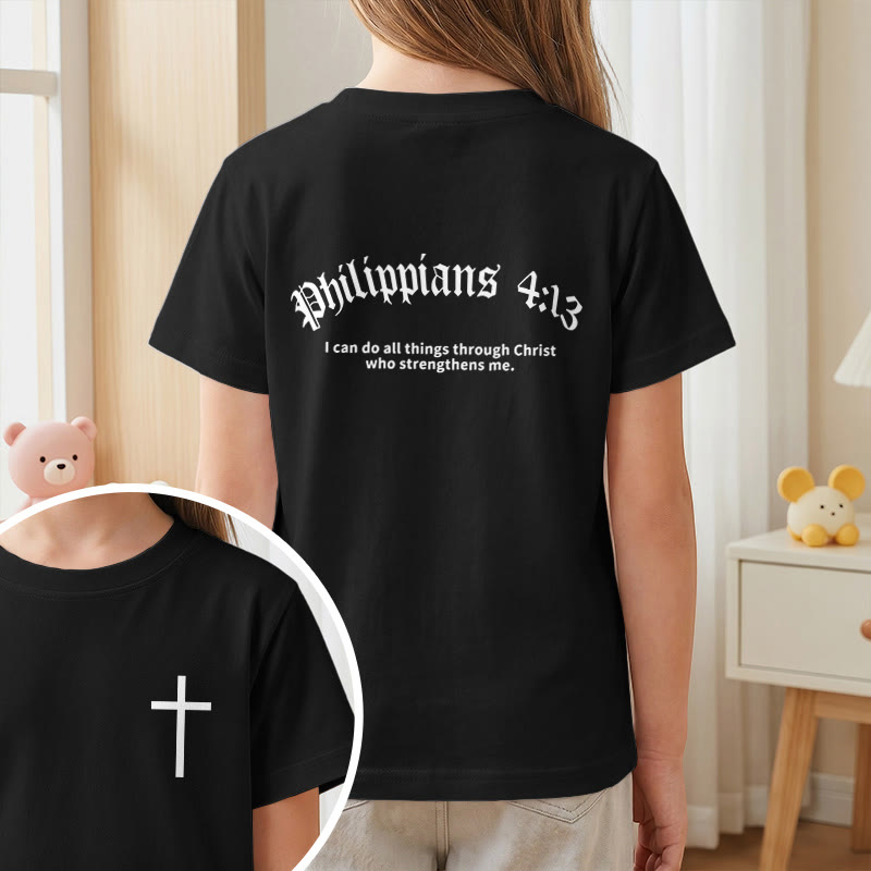 Christianartworkshop Filipenses 4:13 Camiseta infantil de manga corta con cruz en la parte delantera, espalda y fuente gótica - image 38