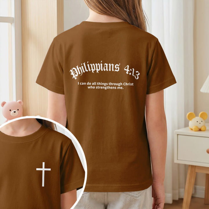 Christianartworkshop Filipenses 4:13 Camiseta infantil de manga corta con cruz en la parte delantera, espalda y fuente gótica - image 20