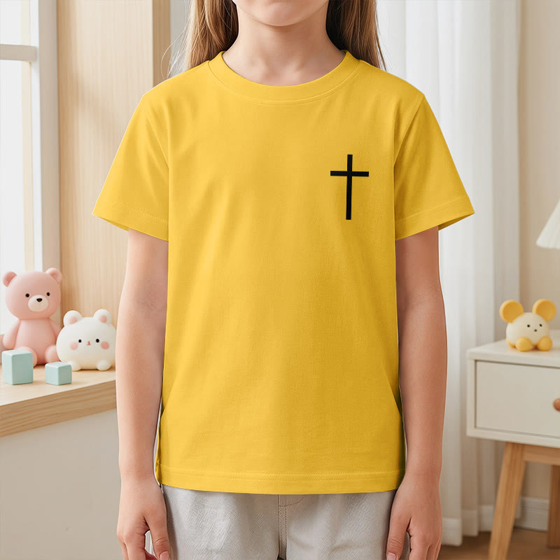 Christianartworkshop Filipenses 4:13 Camiseta infantil de manga corta con cruz en la parte delantera, espalda y fuente gótica - image 32