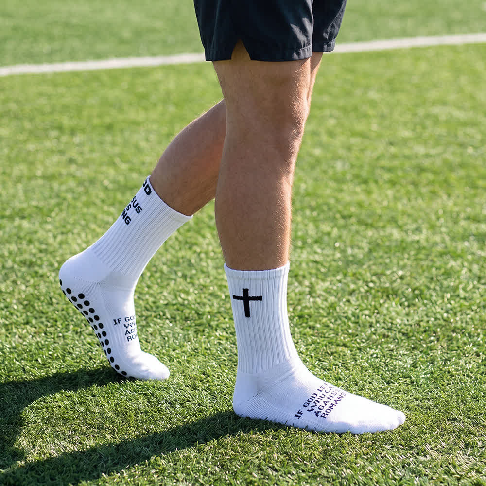 Christianartworkshop Calcetines deportivos antideslizantes con el inspirador texto "Jesús es Rey". - Blanco y Dios - 10 pares - image 3