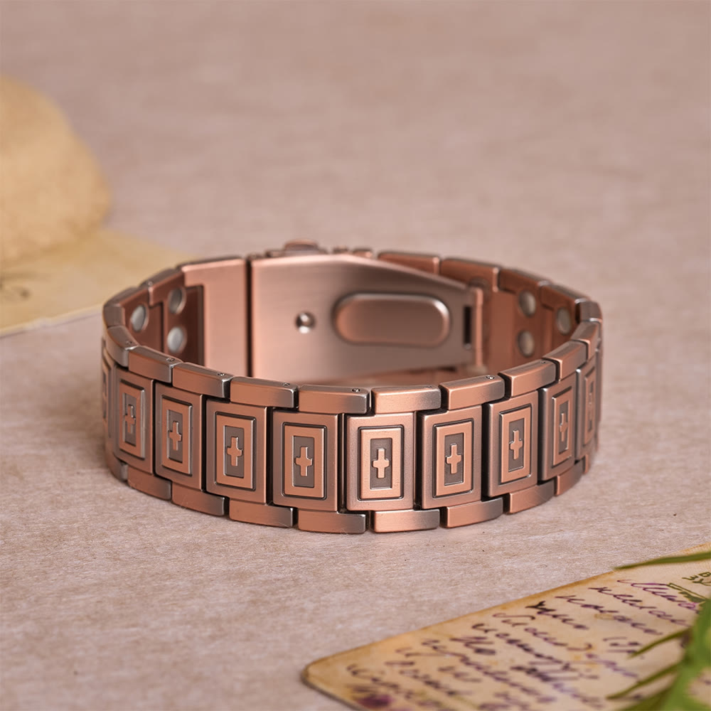Christianartworkshop Pulsera de eslabones estilo correa de reloj con cruz grabada en relieve en cada eslabón rectangular. - Bronce - image 0