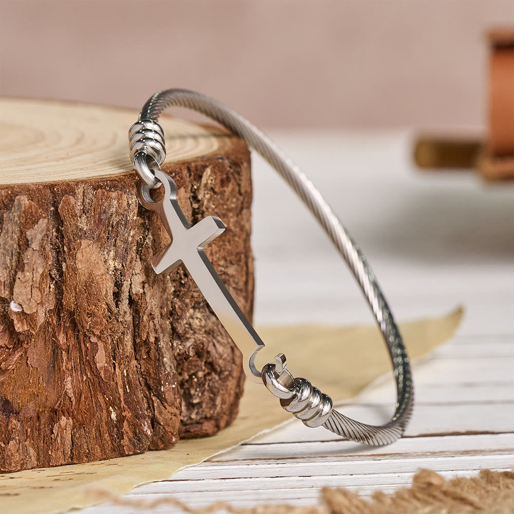 Christianartworkshop Brazalete de cable trenzado con cierre de barra cruzada pulida: un símbolo de gracia redentora sagrada. - Plata - image 7