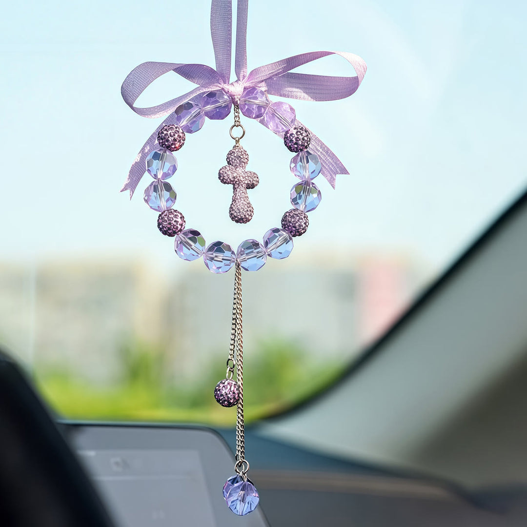 Christianartworkshop Colgante para coche con cruz de cristal adornada con un lazo: un símbolo de gracia protectora y fe en un viaje seguro. - Cruz Púrpura - image 0