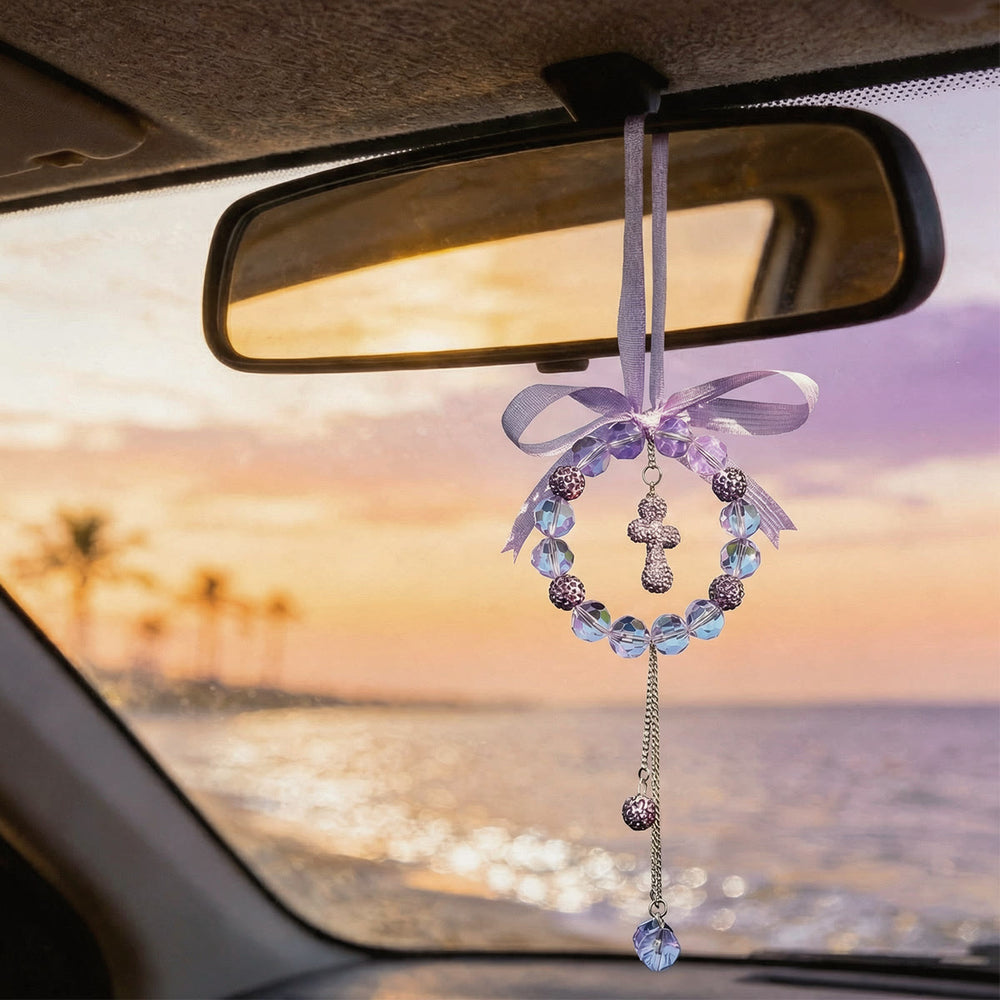 Christianartworkshop Colgante para coche con cruz de cristal adornada con un lazo: un símbolo de gracia protectora y fe en un viaje seguro. - image 1