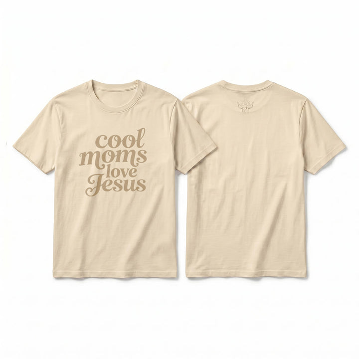 Christianartworkshop Camiseta de manga corta premium con estampado frontal y trasero "Las mamás geniales aman a Jesús" - Beige - 2XL - image 19