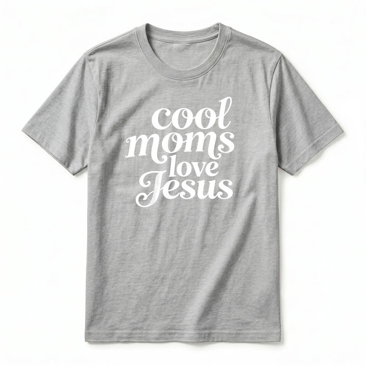 Christianartworkshop Camiseta de manga corta premium con estampado frontal y trasero "Las mamás geniales aman a Jesús" - image 17