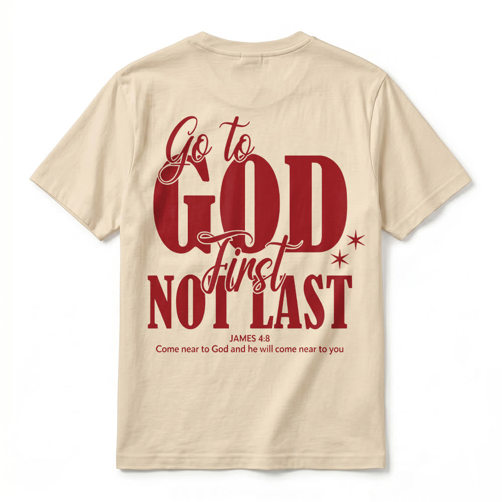 Christianartworkshop Camiseta de manga corta premium con recordatorio de fe "Acércate a Dios primero" - image 9