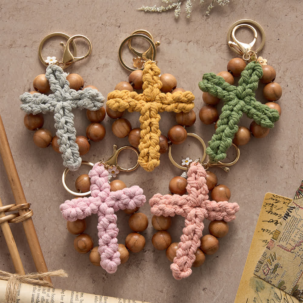 Christianartworkshop Rosario de bolsillo y llavero de cuentas de sándalo con cruz de ganchillo multicolor hecha a mano - image 0